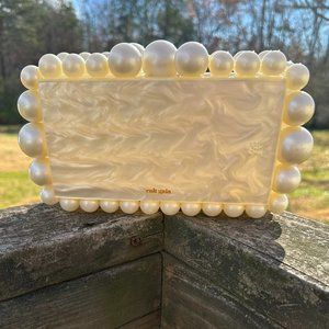 cult gaia EOS Clutch Pearl